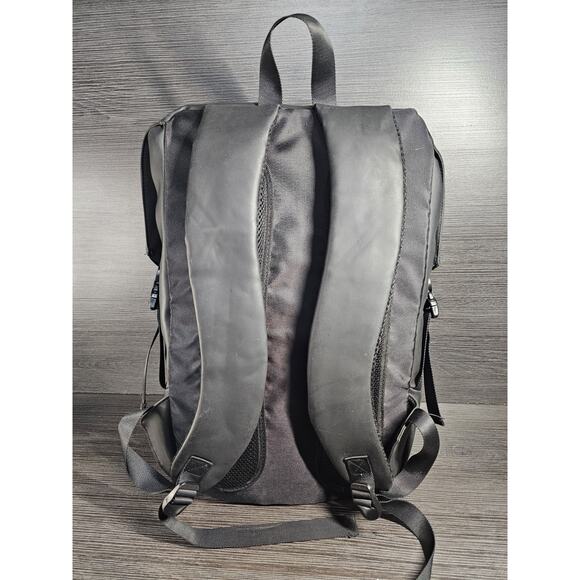 CFMOTO Backpack Rucksack Biker Bag Black 19" X 15" X 6" - Picture 4 of 7